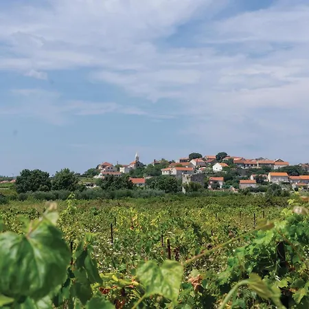 In With View Apartman Makarska